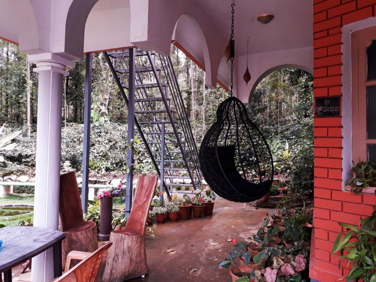 Bluebell Homestay Chikmagalūr المظهر الخارجي الصورة